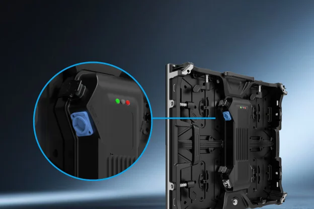 Chamfered socket design For enhanced waterproof performance