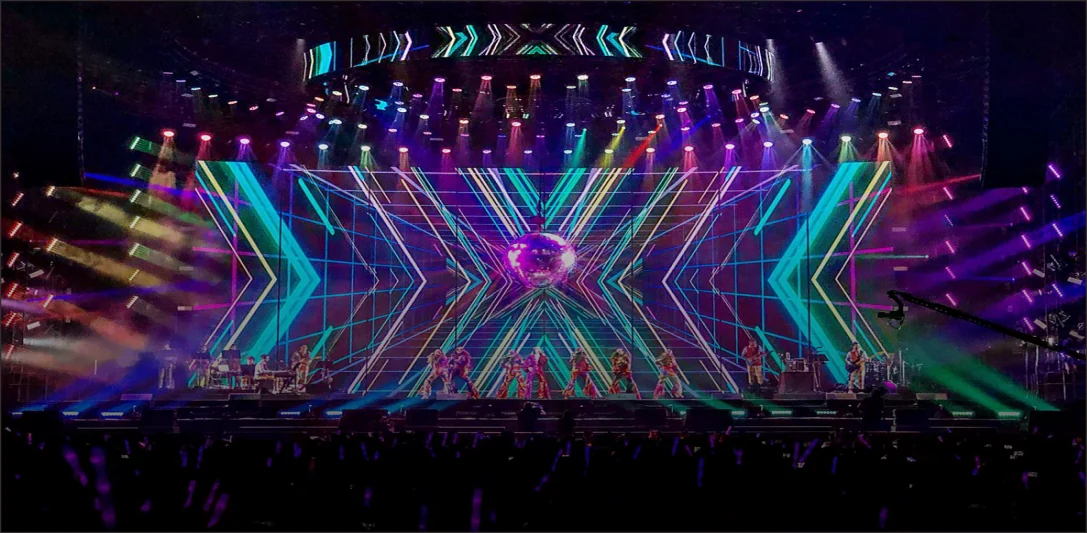Pixel pitch：1.5/1.9/2.6（Indoor）;2.9/3.9(Outdoor) Cabinet Size：500*500/1000mm The RP Series LED display is engineered for indoor and outdoor stage events, rental applications, and exhibitions. It features high-thrust 2-in-1 lamp beads with a 13kg load capacity, a 400% increase over traditional 3kg modules. Four-layer protection—including micro-brim, anti-collision bosses, module corner guards, and soft rubber corners—ensures long-lasting durability. Non-GOB packaging reduces glare, provides a wider viewing angle, and delivers sharper visuals. Flexible splicing allows curved, right-angle, and compatible connections with RAS Series cabinets. Chamfered socket design improves waterproof performance, and optional dual-signal input ensures uninterrupted transmission. Quick-lock and modular designs simplify installation and maintenance.